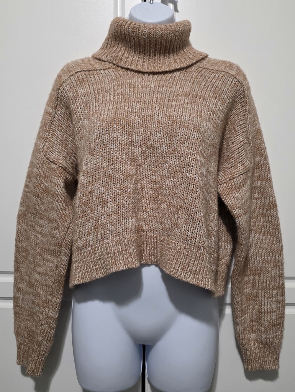 Forever21 Contemporary Womens Sweater Tan Marled Knit Semi Cropped Turtleneck M